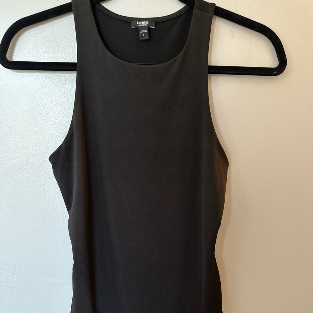 Women’s express body contour, bodysuit size small, black